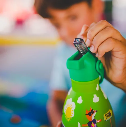 Detská termo fľaša z nerezovej ocele COOL BOTTLES Kids Rolling Skaters trojvrstvová 500 ml 3D