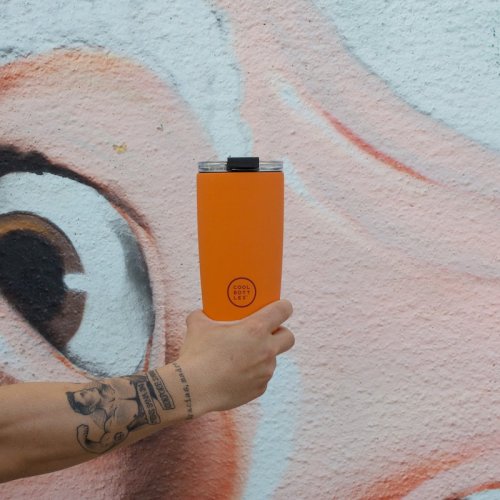 Nerezový termohrnek COOL BOTTLES Vivid Orange třívrstvý 550ml